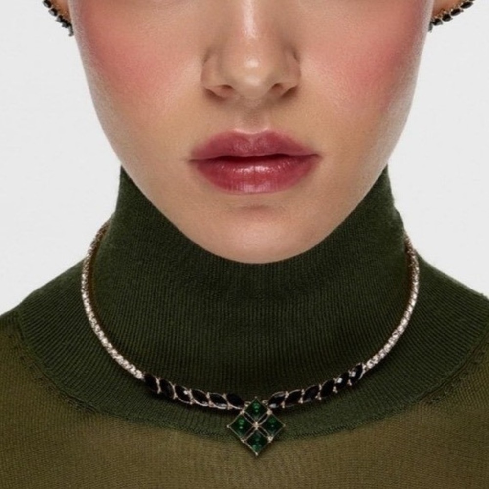 8 Other Reasons x Wicked Elphie Crystal Choker Necklace Emerald Gold NIB